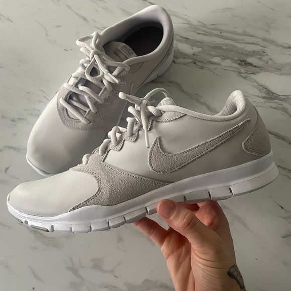 Nike Shoes - Nike Flex Essential Running Shoe